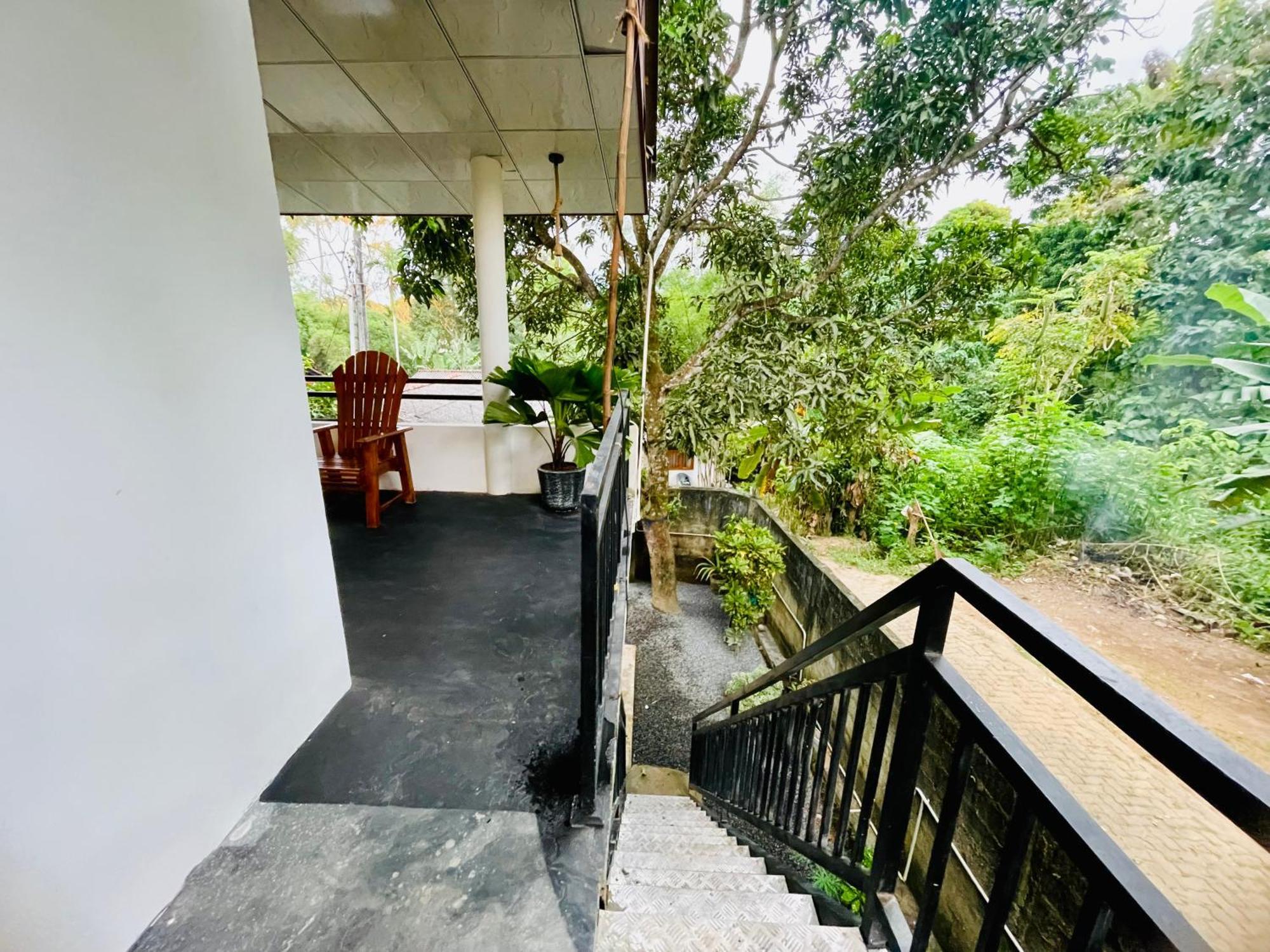White Hill House Hiriketiya Hotel Dickwella Exterior photo